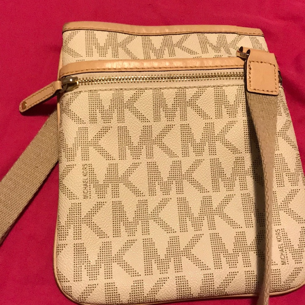Michael Kors Crossbody